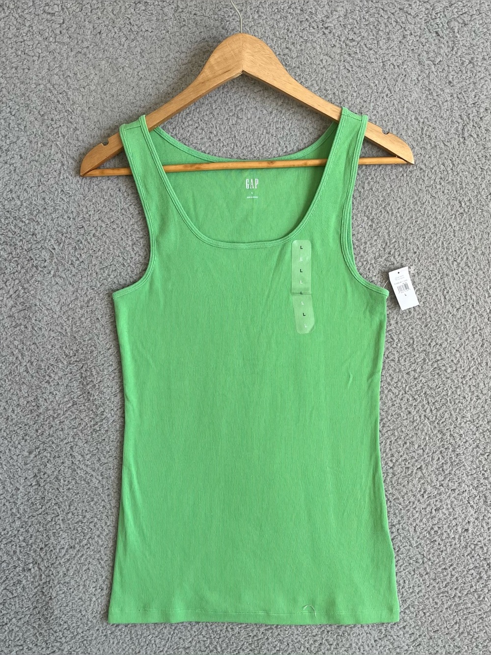 Gap Women Large Tank Top NWT Green